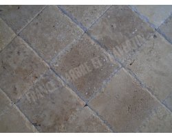 Travertin Walnut 20x20 1,2 cm Brossé 2