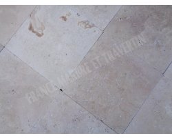 Travertin Beige Clair 30x30 1,5 cm Antique  2
